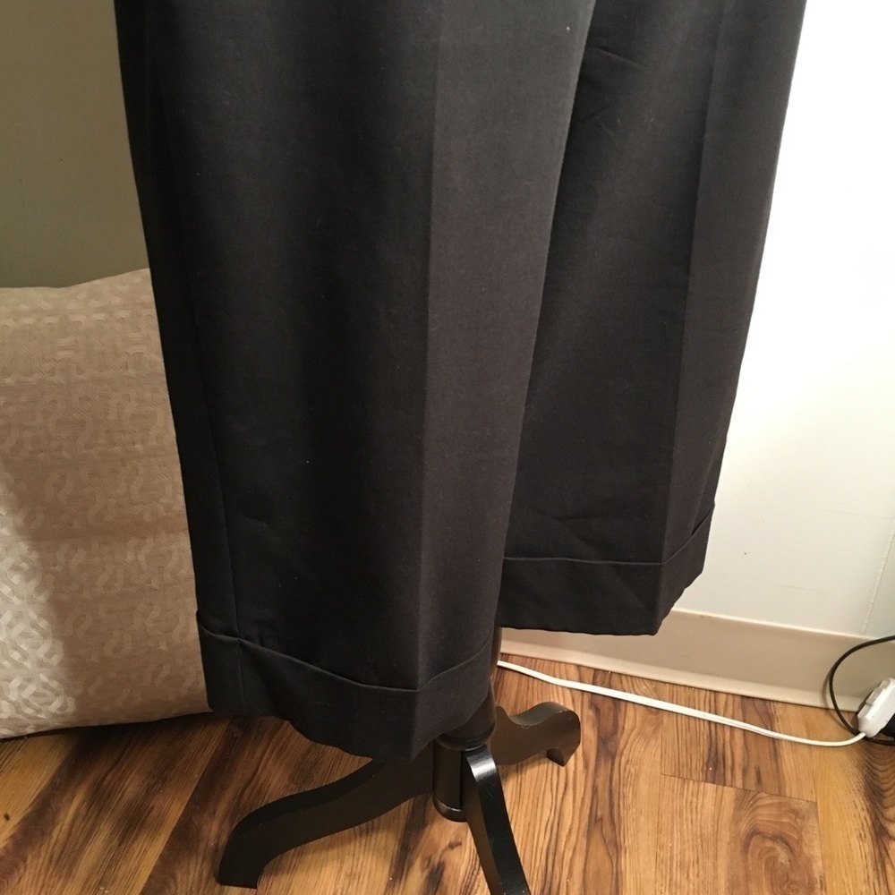 Larry Levine stretch trouser shorts - Picture 6 of 8